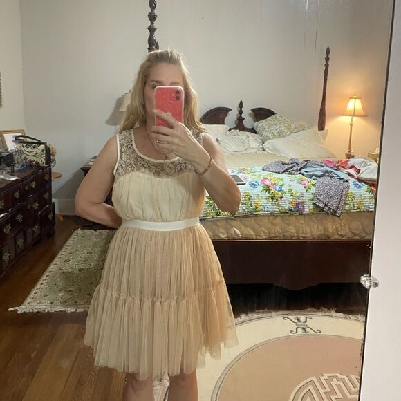 NWOT Blush by Young Threads tan lace & netting dress - Picture 7 of 10